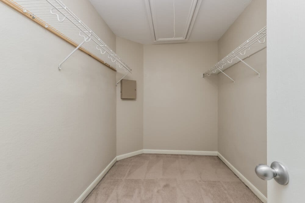 Building Photo - 15602 Clarks Fork Ct