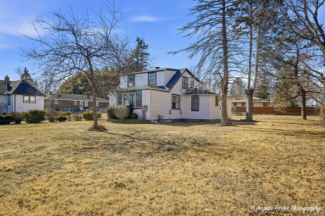 Building Photo - 10219 W Illinois Ave