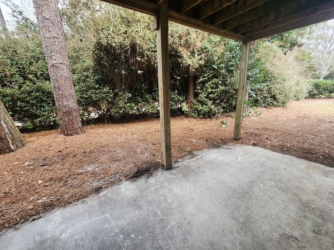 Building Photo - RENT SPECIAL! LOCATION, LOCATION, LOCATION! ONLY MINUTES TO WRIGHTSVILLE BEACH, CENTRAL TO ALL IL...