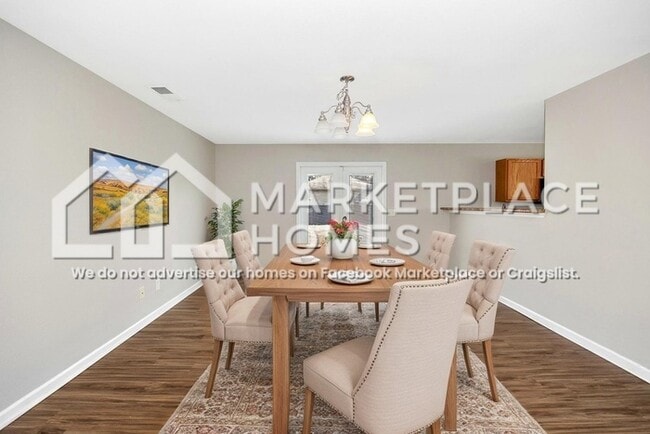 Building Photo - 344 Mertle Dr