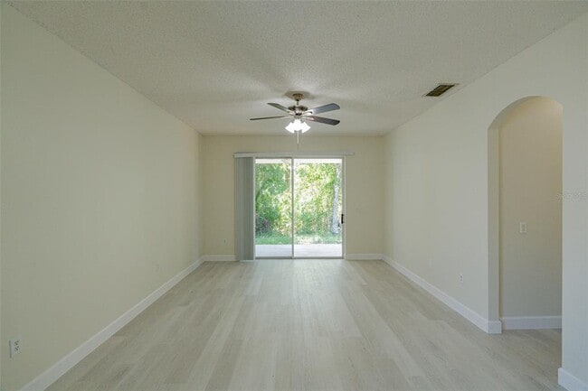 Building Photo - 3973 Andover Cay Blvd