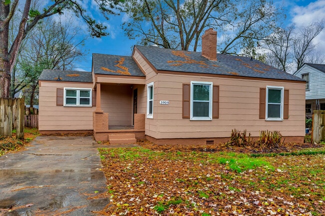 Building Photo - 3903 Telstar Cir SW