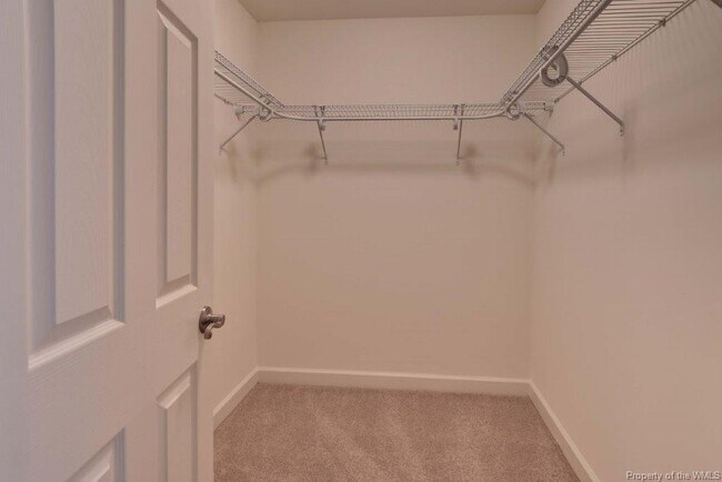 Building Photo - 104 Chanticleer Ct