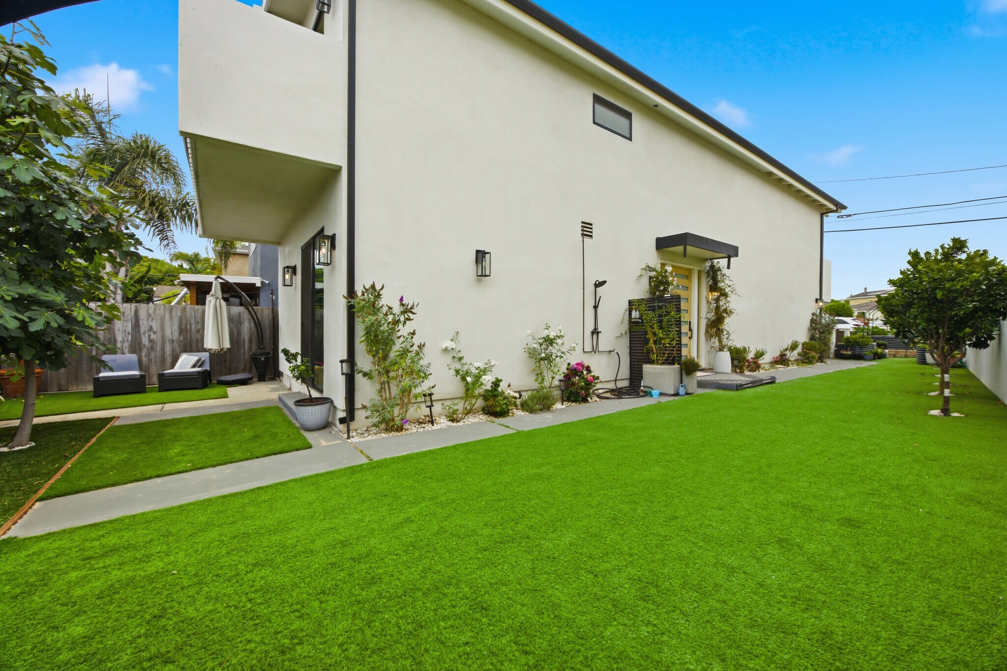 Building Photo - 1506 Wollacott St