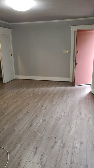 Building Photo - 2223 Terrace Heights Ave