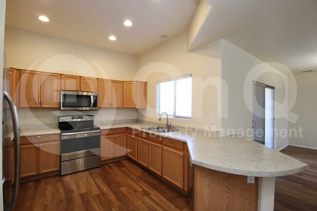 Building Photo - 8078 W Mary Jane Ln