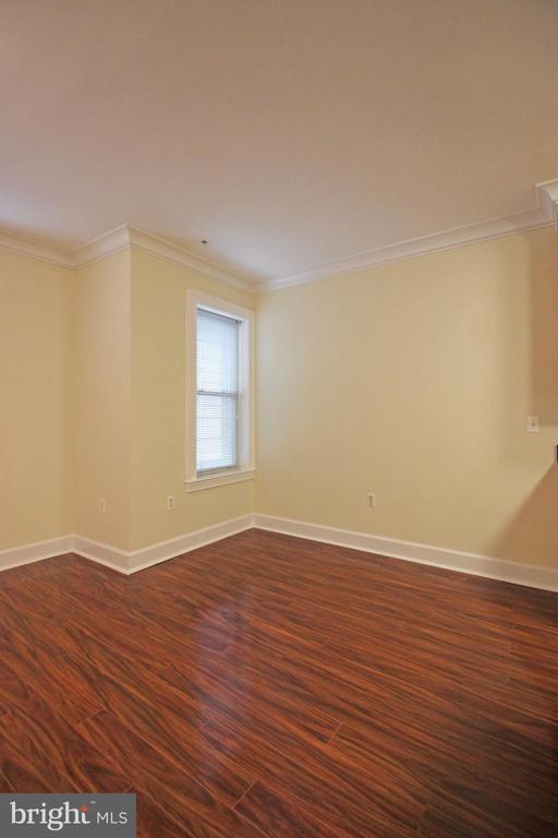 Building Photo - 1121 24th St NW