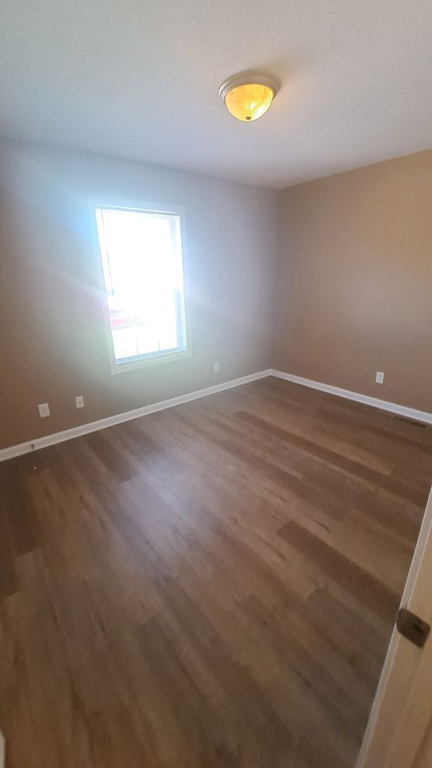 Building Photo - 100 Thermal Ct