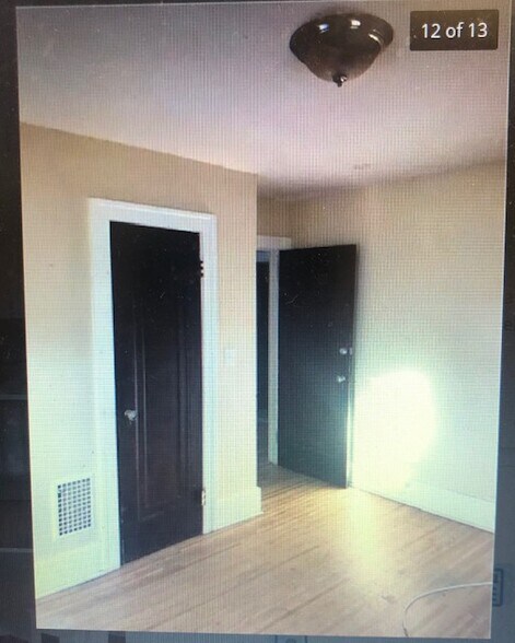 Building Photo - 1242 Genesee Park Blvd