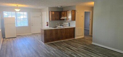 Building Photo - 23 Scarbrough Ln