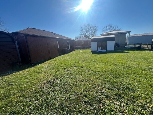 Building Photo - This is it! Mt Washington 3 Bedroom