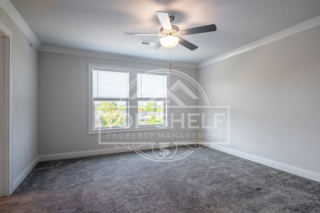 Building Photo - 312 Lincoln St