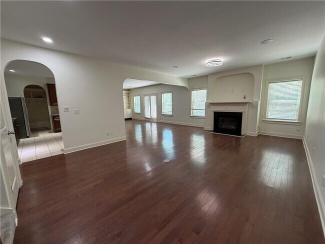 Building Photo - 4805 Carriage Bridge Ln