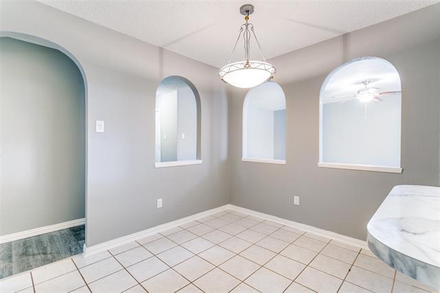 Building Photo - 5400 Dunson Dr