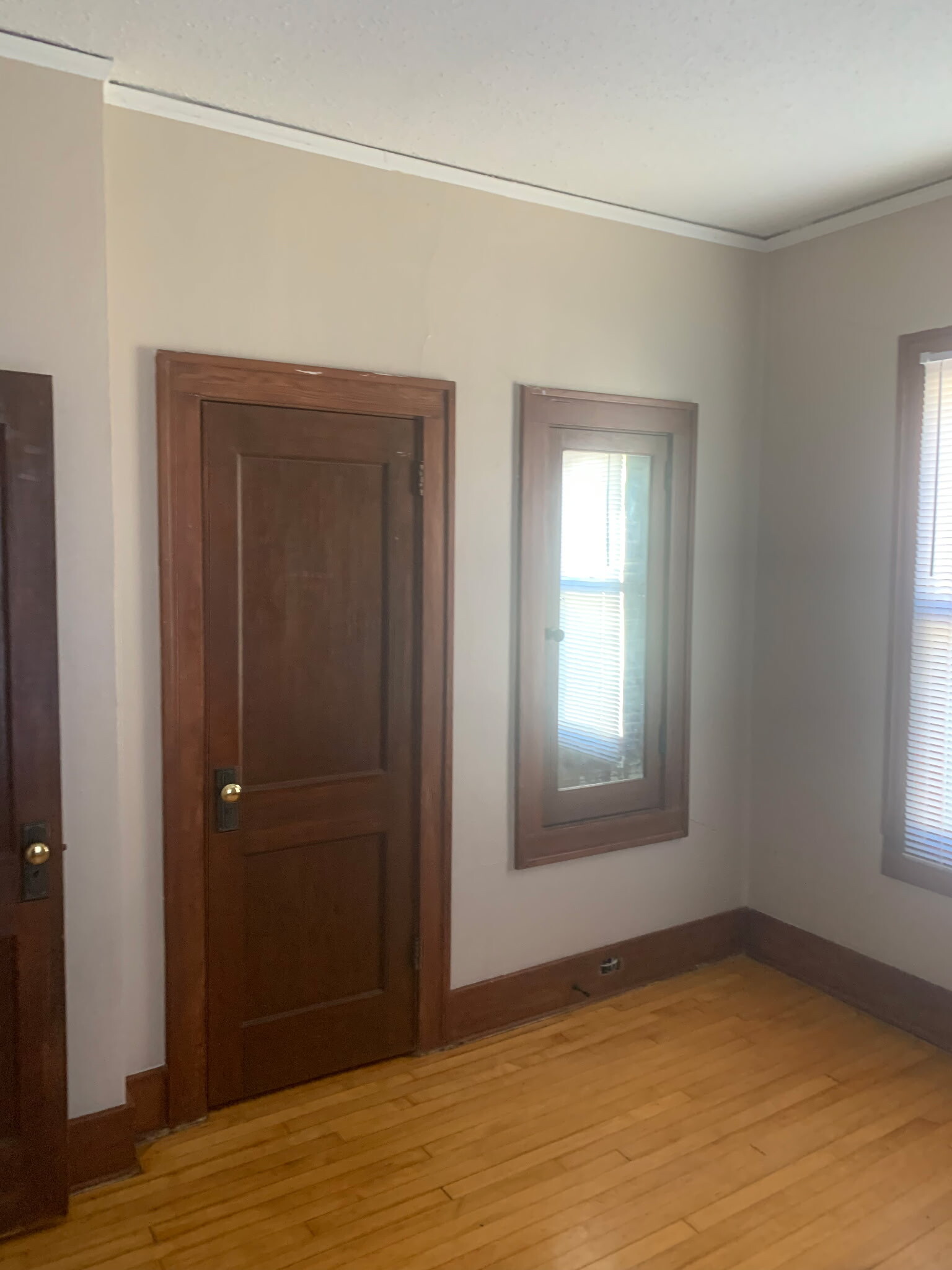 Building Photo - 720 12th St N