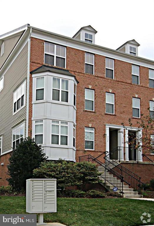 Building Photo - 5525 Lanier Ave