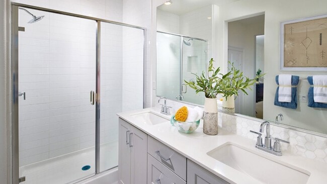 Building Photo - 1219 Sunrise Way