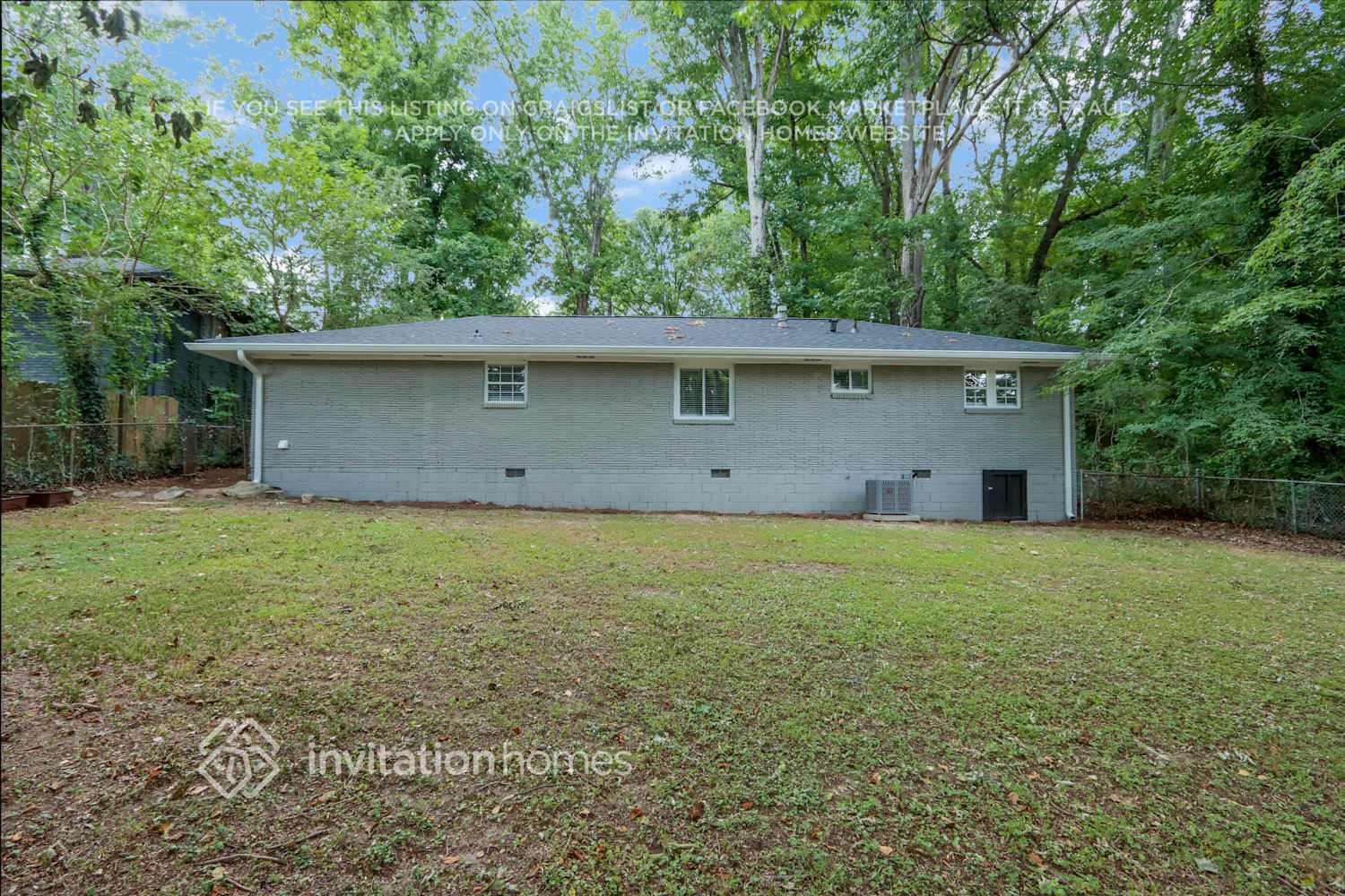 Building Photo - 1854 Long Dr
