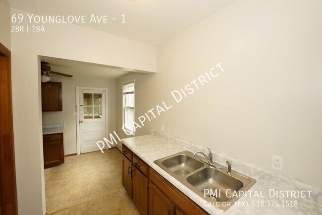 Building Photo - 69 Younglove Ave