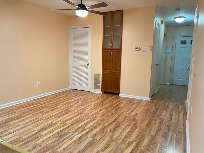 Building Photo - 86 Teal Ct