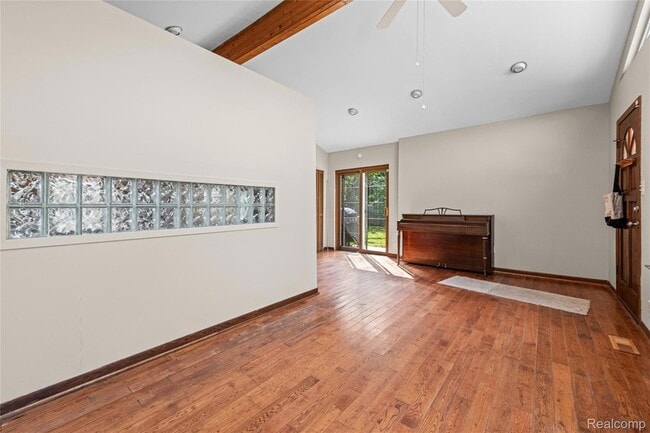 Building Photo - 19485 Eastwood Dr