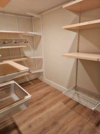 Building Photo - 3920 SE Grant St