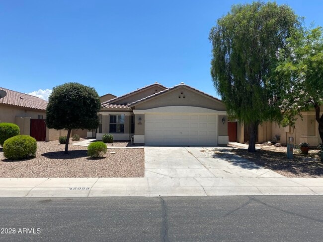 Primary Photo - 45059 Paraiso Ln