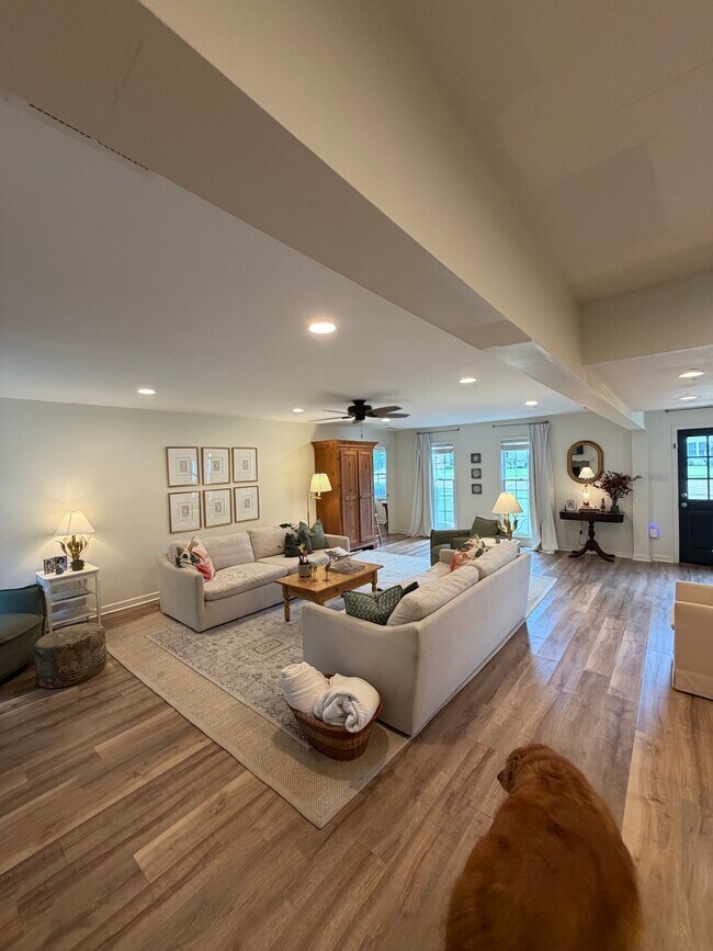 Building Photo - 1946 Corbin Rd