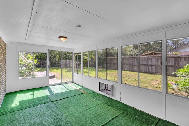 Building Photo - 3937 Tumbleweed Ln