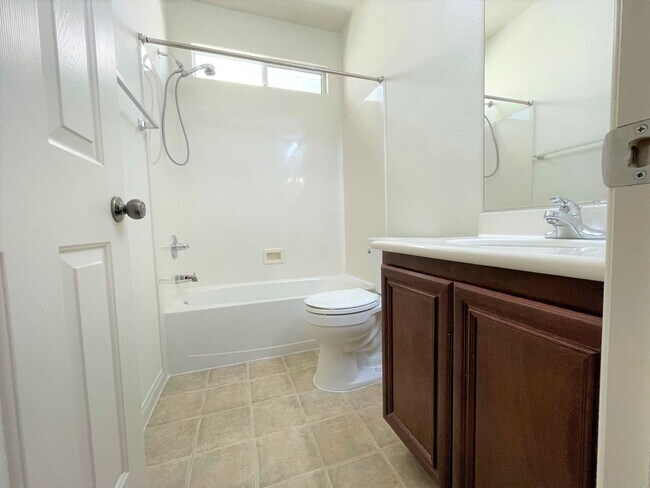 Building Photo - Enjoy mini park in your backyard! Single-story home in Aliante community