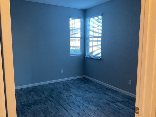 Building Photo - 1791 Kent Dr