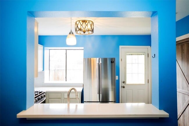 Building Photo - 11901 Swearingen Dr