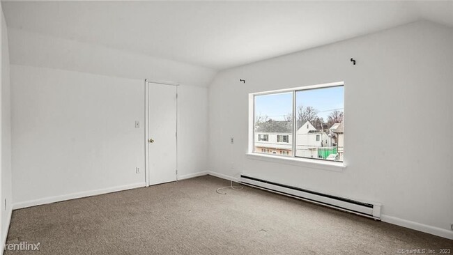 Building Photo - 4 br, 2 bath Condo - 18 Beal St Apt 2