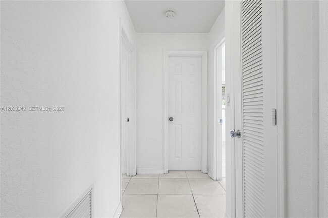 Building Photo - 7505 NW 58th St