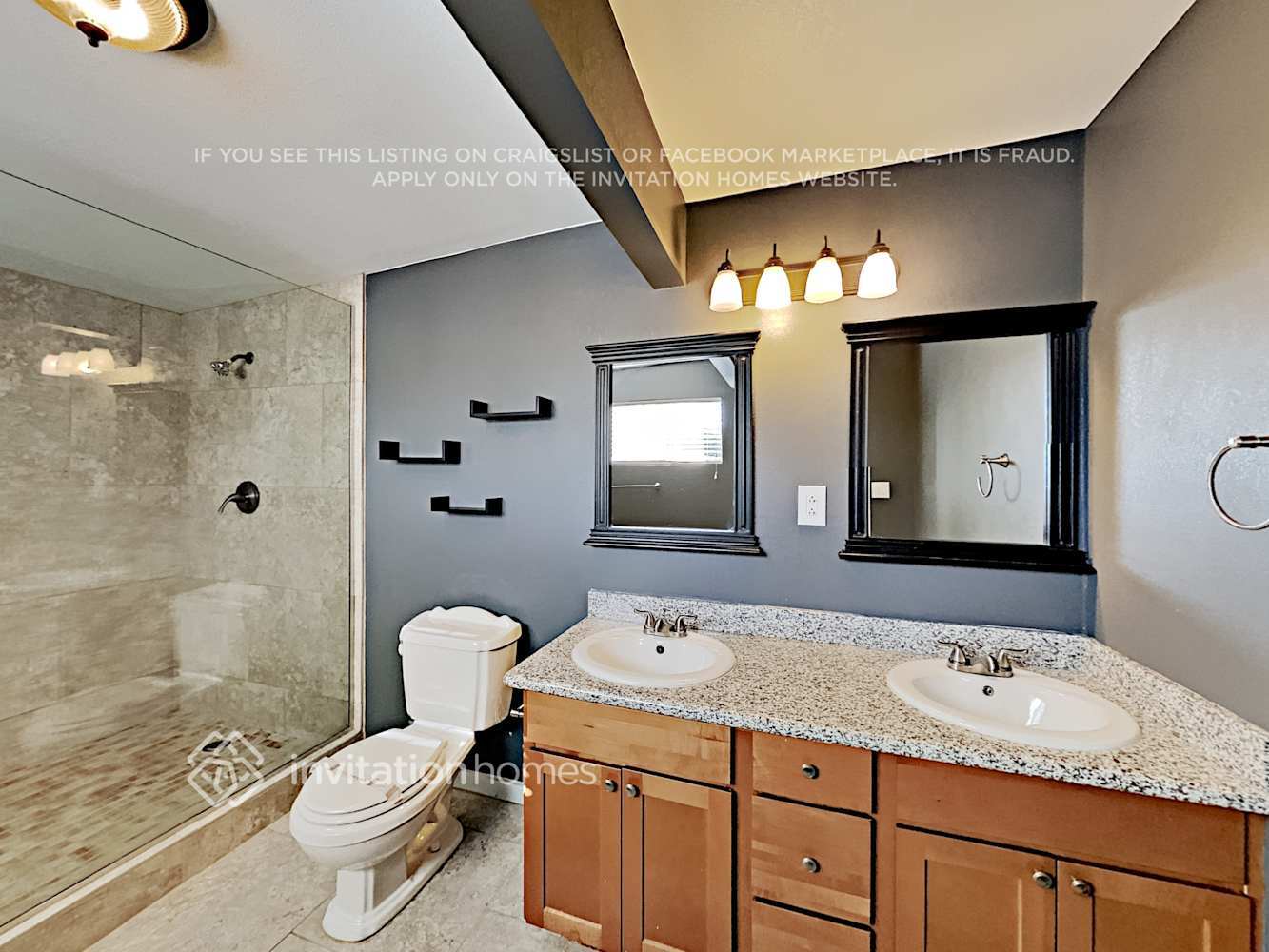 Building Photo - 3502 E Blanche Dr