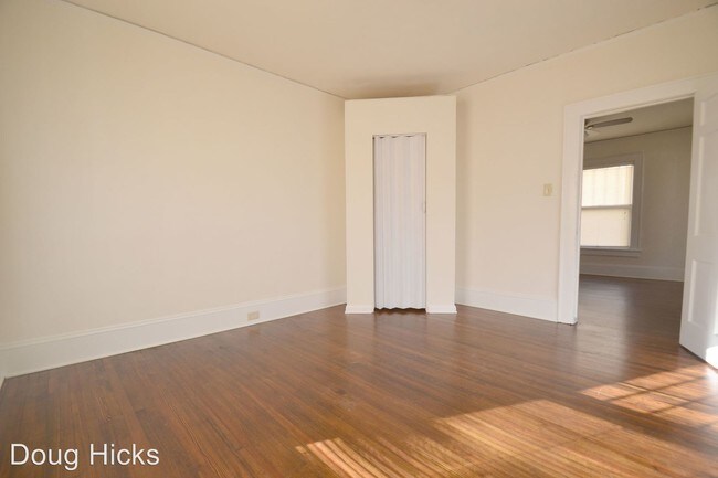 Building Photo - 3 br, 1 bath House - 1517 Pegram Street