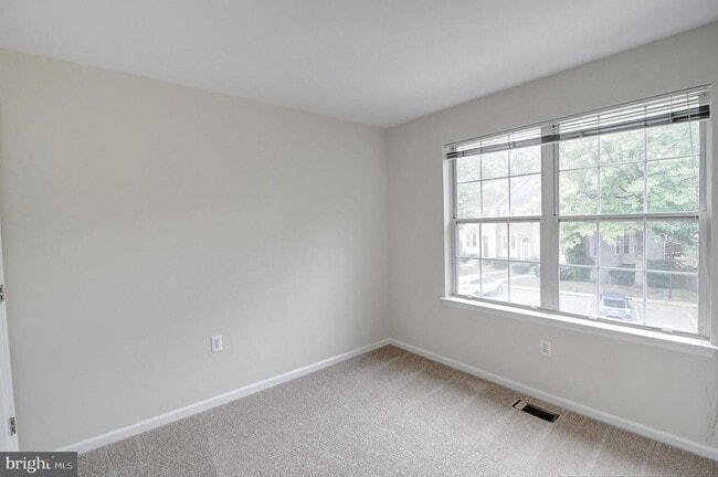 Building Photo - 925 Jubal Way
