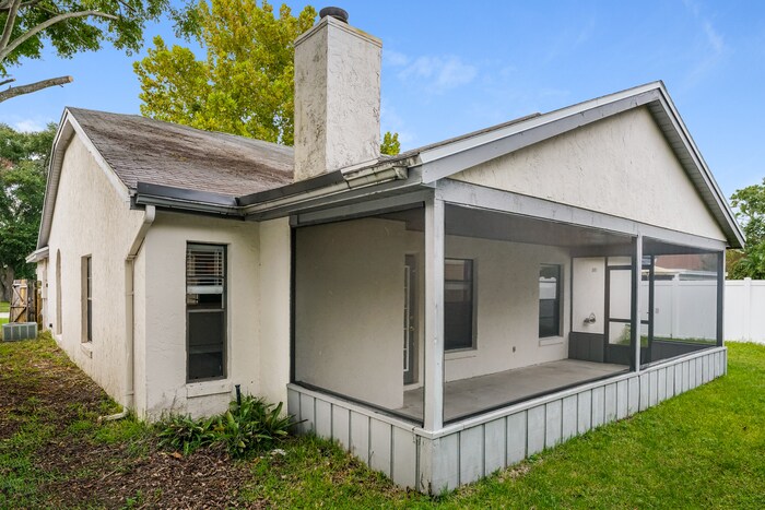 Building Photo - 830 E Charing Cross Cir