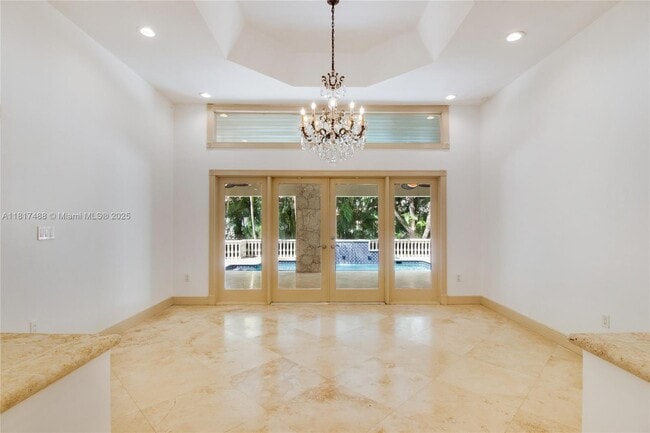 Building Photo - 236 Costanera Rd