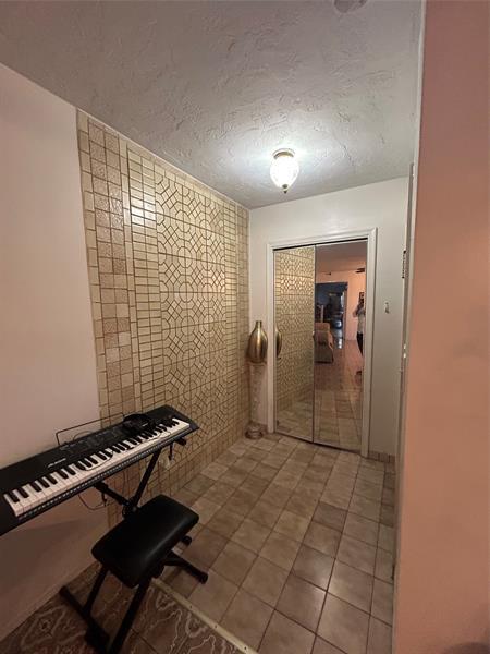Building Photo - 7007 NW 79th Ave