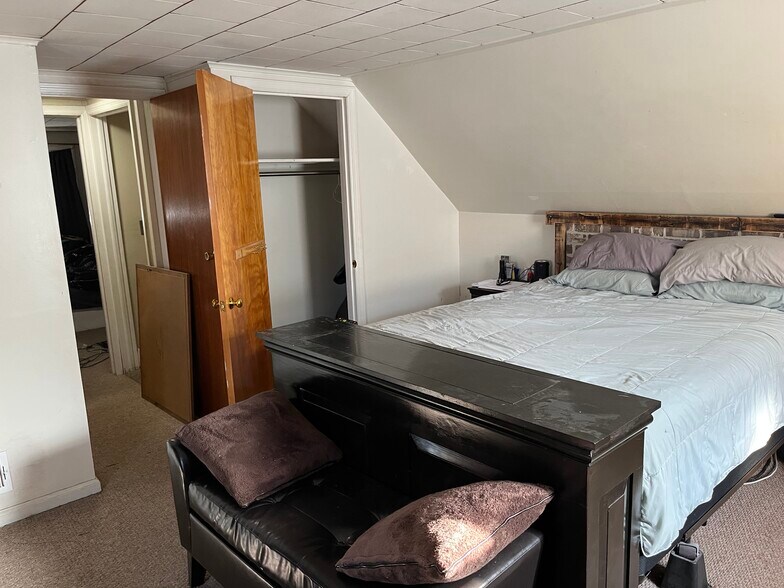 Building Photo - 59 Brookview Dr