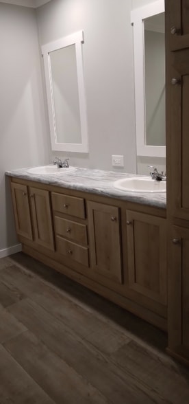 Building Photo - 3000 S 9th Ave