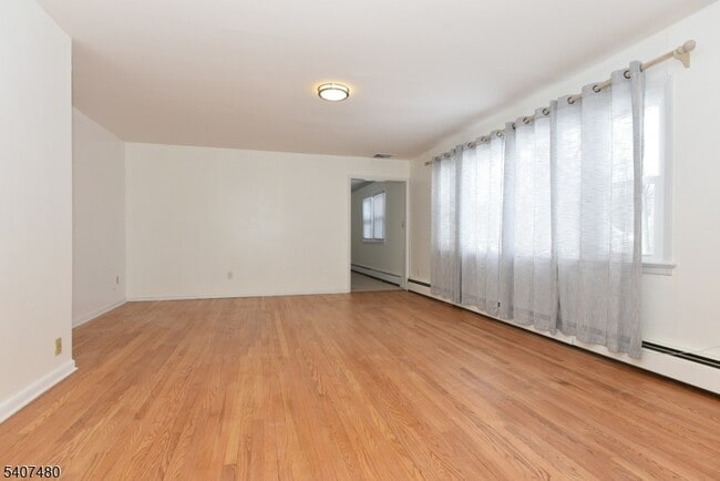 Building Photo - 49 Fayson Lakes Rd