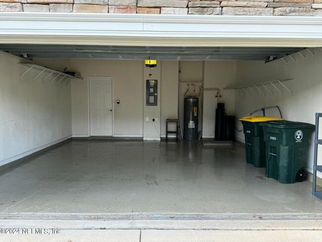 Building Photo - 8345 Copperwood Ln