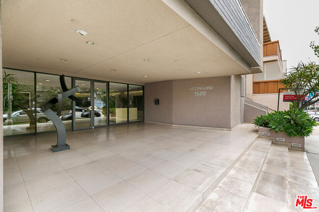 Building Photo - 1520 S Beverly Glen Blvd