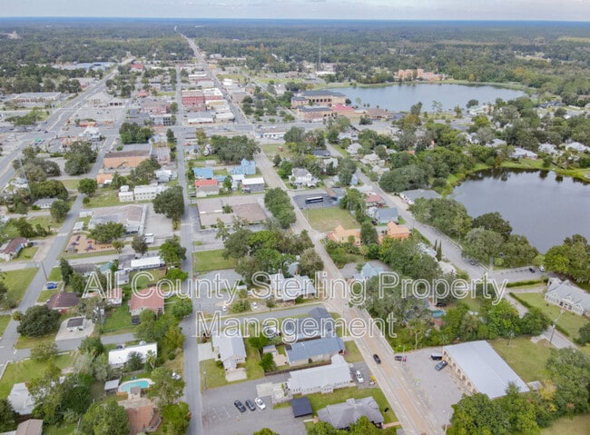 Building Photo - 348 S Marion Ave