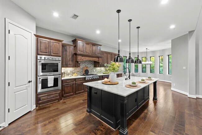 Building Photo - 110 Pickerel Point Ct