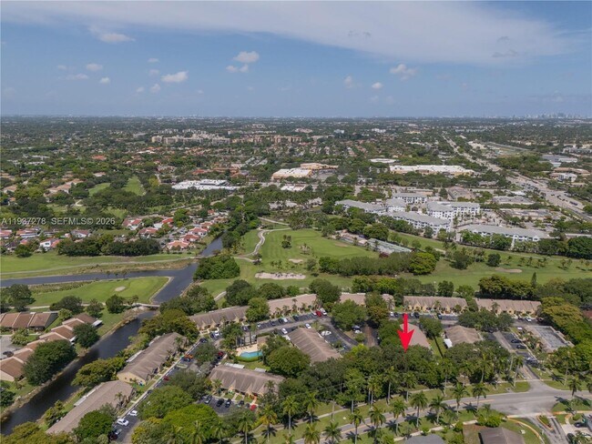 Building Photo - 3639 NW 83rd Ln