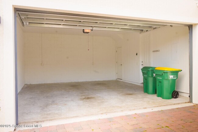 Building Photo - 1475 Isabella Dr