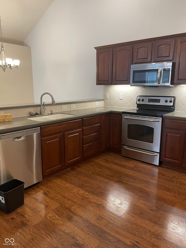 Building Photo - 7929 Gold Brook Dr